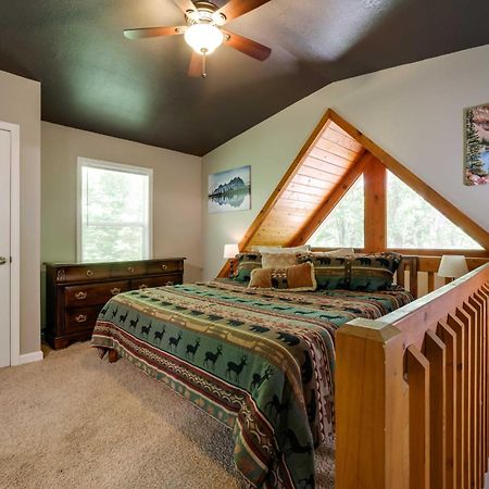 Cozy Whittier Cabin And Yard And Hot Tub, Pets Welcome Exterior foto